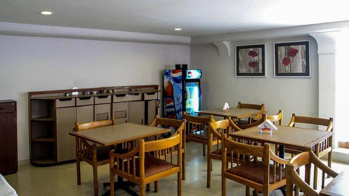 Hotel Park Plaza Panaji Exterior photo