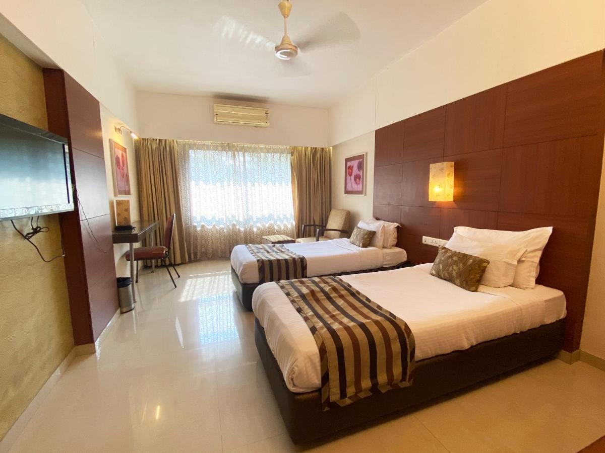 Hotel Park Plaza Panaji Exterior photo